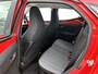 Toyota Aygo 1.0 VVT-i x-play | Apple CarPlay/Android Auto | DAB | Achteruitrijcamera | Airco | Velgen | Elektrische ramen voor | Elektrisch verstelbare spiegels |