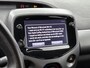 Toyota Aygo 1.0 VVT-i x-play | Apple CarPlay/Android Auto | DAB | Achteruitrijcamera | Airco | Velgen | Elektrische ramen voor | Elektrisch verstelbare spiegels |