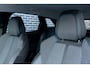 Peugeot 3008 1.6 HYbrid 225 Blue Lease Allure | Achteruitrijcamera | Parkeersensoren | Cruise Control Adaptief | Dodehoekdetectie | Keyless Entry | Elektrische Achterklep | Stoelverwarming | Two-Tone | Navigatie | Plug-in Hybrid (PHEV)