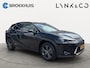 Lexus UX 250h Executive Line | Trekhaak | Stoelverwarming | Cruise control | Achteruitrij