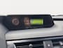Lexus UX 250h Executive Line | Trekhaak | Stoelverwarming | Cruise control | Achteruitrij