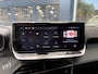 Peugeot 2008 1.2 Turbo 100 PK Allure | Trekhaak 1200KG | Nieuwste Model | Navigatie via Telefoon | Stoelverwarming | LED Verlichting | Keyless Entry/Start | Cruise Control | Hoge Zitpositie | Parkeersensoren | DAB | Digitaal Dashboard | Half Lederen stoelen | Lichtmetalen Velgen 17 inch |