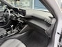 Peugeot 2008 1.2 Turbo 100 PK Allure | Trekhaak 1200KG | Nieuwste Model | Navigatie via Telefoon | Stoelverwarming | LED Verlichting | Keyless Entry/Start | Cruise Control | Hoge Zitpositie | Parkeersensoren | DAB | Digitaal Dashboard | Half Lederen stoelen | Lichtmetalen Velgen 17 inch |