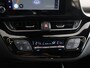 Toyota C-HR / C-HR+ 1.8 Hybrid Executive | Dealer onderhouden | JBL | Stoel+stuurverwarming | Dodehoek detectie | Parkeersensoren voor+achter | Full LED Adaptive | Navigatie | Apple CarPlay/Android Auto | Cruise Control Adaptive |
