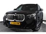 BMW X1 sDrive18i 136 PK | M-Sport | Afn. Trekhaak | Dig. Cockpit | Cruise | PDC | Camera | NAV + App. Connect | ECC | Elek. Klep | LM 18" |