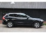 Volvo XC60 2.0 T5 AWD Momentum Pro Camera/Parkeersensor v,a/Trekhaak uitklapbaar