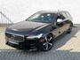 Volvo V90 2.0 T4 Business Sport | R-Design | Parkeersensoren | Keyless Entry | Elektrische Achterklep | Sportstoelen | Nappaleder | Navigatie | Apple Carplay | Android Auto | Stoelverwarming | Cruise Control Adaptief | BLIS | Elektrisch Verstelbare Voorstoelen