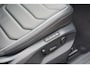 Volkswagen Tiguan 1.5 TSI Life Business | PANO | trekhaak | leer