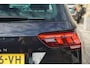 Volkswagen Tiguan 1.5 TSI Life Business | PANO | trekhaak | leer