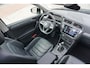Volkswagen Tiguan 1.5 TSI Life Business | PANO | trekhaak | leer