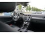 Volkswagen Tiguan 1.5 TSI Life Business | PANO | trekhaak | leer