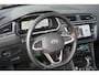 Volkswagen Tiguan 1.5 TSI Life Business | PANO | trekhaak | leer