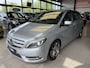 Mercedes-Benz B-klasse 180 Ambition | Sport | Leer | Xenon | Weinig KM | Cruise C | PDC | Interesse in een bezichtiging of proefrit, bel of app met 06-24282842 / 06-42130156