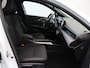 Renault Clio Hybrid 160pk techno | Vijf jaar garantie | Stoelverwarming | 360 graden camera | All season banden |