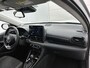 Toyota Yaris 1.5 Hybrid 115 Dynamic Comfort Pack | BTW voertuig | Dealer onderhouden | Stoel+stuurverwarming | Dodehoek detectie | Parkeersensoren voor+achter | Climate Control | Cruise Control Adaptive |