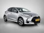 Toyota Yaris 1.5 Hybrid 115 Dynamic Comfort Pack | BTW voertuig | Dealer onderhouden | Stoel+stuurverwarming | Dodehoek detectie | Parkeersensoren voor+achter | Climate Control | Cruise Control Adaptive |