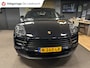 Porsche Macan 2.0/pano/leer/navi/camera/sport chrono/stoelverw/boeken