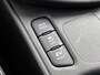Toyota Yaris 1.5 Hybrid 115 Dynamic | BTW voertuig | Dealer onderhouden | Climate Control | Cruise control Adaptive | Apple CarPlay/Android Auto | Achteruitrijcamera |
