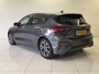 Ford Focus 1.0 EcoBoost Hybrid ST Line | Stoel-, stuur- en voorruitverwarming | Apple Carplay/Android Auto | Lichtmetalen velgen 17"