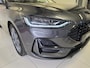 Ford Focus 1.0 EcoBoost Hybrid ST Line | Stoel-, stuur- en voorruitverwarming | Apple Carplay/Android Auto | Lichtmetalen velgen 17"