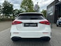 Mercedes-Benz A-klasse 180 Aut. AMG Styling I Night Edition I Pano I Camera I Stoelverw. I Ambient I 18 Inch