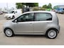 Volkswagen Up! 1.0 move up! BlueM.