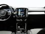 Volvo XC40 T5 Recharge R-Design PHEV 262pk Dealer O.H | SOH 89,8% | Trekhaak Af Fabriek | Adaptive Cruise | Camera | Sportstoelen Memory & Verwarmd | Keyless | BLIS | Apple Carplay | Stuurverwarming | Pilot Assist | Virtual | Navigatie | DAB | 19"L.M | Plug In Hybrid |