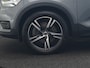 Volvo XC40 1.5 T5 Recharge R-Design PHEV 211pk Dealer O.H | Trekhaak Af Fabriek | Adaptive Cruise | Camera | Sportstoelen Memory & Verwarmd | Keyless | BLIS | Apple Carplay | Stuurverwarming | Pilot Assist | Virtual | Navigatie | DAB | 19"L.M | Plug In Hybrid |