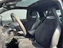 Abarth 500e Turismo 42 kWh | SOH 95% | 155 PK | Sportstoelen | Glazendak | Zomerbanden + Winterbanden | Sound Generator | Stoelverwarming | Cruise Control | LED | CarPlay | Climate Control | Sensoren Voor + Achter | Camera |