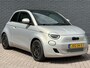 Fiat 500e Giorgio Armani Edition 42 kWh 1e Eigenaar | Unieke Uitvoering | Adaptieve Cruise Control | Lane Assist | Navigatie | Apple Carplay | Parkeersensoren Voor & Achter | Parkeercamera |