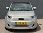 Fiat 500e Giorgio Armani Edition 42 kWh 1e Eigenaar | Unieke Uitvoering | Adaptieve Cruise Control | Lane Assist | Navigatie | Apple Carplay | Parkeersensoren Voor & Achter | Parkeercamera |
