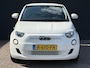 Fiat 500e Icon 42 kWh | 1e Eigenaar | Dealer onderhouden | Navigatie | Apple Carplay | Cruise Control | Lane Assist | DAB | NL Auto | SOH 93% |