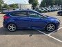 Ford Focus 1.0 Titanium | 1e-eigenaar | Volledig Dealeronderhouden! | ST-Line optiek | 18-inch | Camera | Voorruitverwarming | Cruise Control | Navigatie