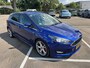 Ford Focus 1.0 Titanium | 1e-eigenaar | Volledig Dealeronderhouden! | ST-Line optiek | 18-inch | Camera | Voorruitverwarming | Cruise Control | Navigatie