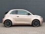 Fiat 500e C La Prima 42 kWh WLTP 320km Range | Cabrio | Cruise Control | CarPlay | Camera Achter | Sensoren Voor + Achter | Climate Control | KeyLess | LED |