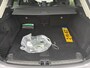 Volvo XC60 2.0 T6 Plug-in hybrid AWD Ultra Dark | Stoel-/Stuurverwarming | Getint Glas | Head-up Display | Adaptieve Cruise Control | Luchtvering | Trekhaak | BLIS |