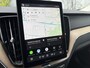 Volvo XC60 2.0 T6 Plug-in hybrid AWD Ultra Dark | Stoel-/Stuurverwarming | Getint Glas | Head-up Display | Adaptieve Cruise Control | Luchtvering | Trekhaak | BLIS |