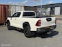 Toyota Hilux 2.8 D-4D Professional premium V&B Luchtvering