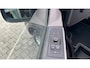 Volkswagen Transporter 2.0 TDI 150 PK DSG L1 Bulli | Trekhaak | Achterdeuren | Passagiersstoel | Adaptive cruise | Navigatie | Verwarmde voorruit | 17" LMV
