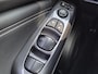 Nissan Juke 1.6 Hybrid N-Connecta / Fabrieksgarantie tot 03-2027 / Dealer onderhouden / Cruise control / Navigatie via Apple Carplay Android Auto / Achteruitrijcamera / Parkeersensoren voor en achter / Climate control / Keyless Entry/Start /