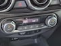 Nissan Juke 1.6 Hybrid N-Connecta / Fabrieksgarantie tot 03-2027 / Dealer onderhouden / Cruise control / Navigatie via Apple Carplay Android Auto / Achteruitrijcamera / Parkeersensoren voor en achter / Climate control / Keyless Entry/Start /