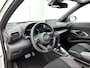 Toyota Yaris Cross 1.5 Hybrid GR Sport | Dealer onderhouden | JBL | Head-Up Display | Dodehoek detectie | Parkeersensoren voor+achter | Stoel+stuurverwarming | Full LED Adaptive | Elektrische Achterklep | Treeplanken |