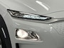 Hyundai Kona Electric EV Comfort 64 kWh 3-FASE LADEN | LONG RANGE | NAVIGATIE SOH 100%