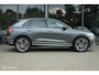 Audi Q3 45 TFSI e S edition | ACC | Sportstoelen | Trekhaak | Stoelverwarming | LED | 19 Inch | Camera | Longlife onderhoud | Zeer netjes | Alcantara inleg | Daytona grey