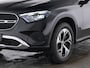 Mercedes-Benz GLC 300 e 4MATIC Plug-In Hybride Trekhaak | Panorama Schuif-Kanteldak | Rijassistentiepakket plus | Parkeerpakket met 360°-camera | Digital Licht. Inclusief 24 maanden Mercedes-Benz Certified garantie voor Europa.