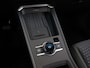 Volkswagen T-Roc Limited Edition 1.5 eTSI 116 PK | Park Assist | Stoel verwarming | App-connect |