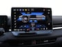 Volkswagen T-Roc Limited Edition 1.5 eTSI 116 PK | Park Assist | Stoel verwarming | App-connect |