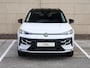 Volkswagen T-Roc Limited Edition 1.5 eTSI 116 PK | Park Assist | Stoel verwarming | App-connect |