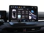Volkswagen T-Roc Limited Edition 1.5 eTSI 116 PK | Park Assist | Stoel verwarming | App-connect |