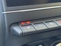 Renault Captur 1.6 E-Tech PHEV 160pk Intens | Trekhaak | Stoelverwarming | 18 Inch | Dodehoeksensoren | Camera | Climate Control |